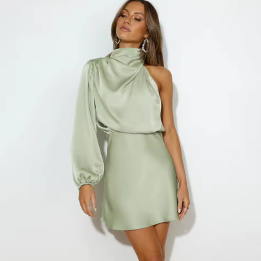 Maddie Avondjurk Dames | Asymmetrisch Satijn & Moderne Elegantie